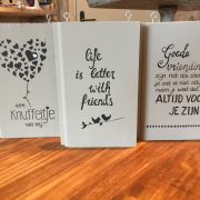 foto handletter op hout1